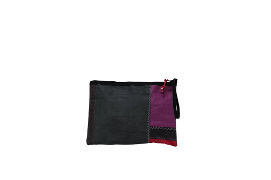 Niedliche Clutch mit Ärmeln