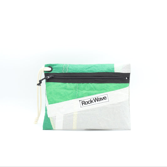 Niedliche Clutch mit Ärmeln