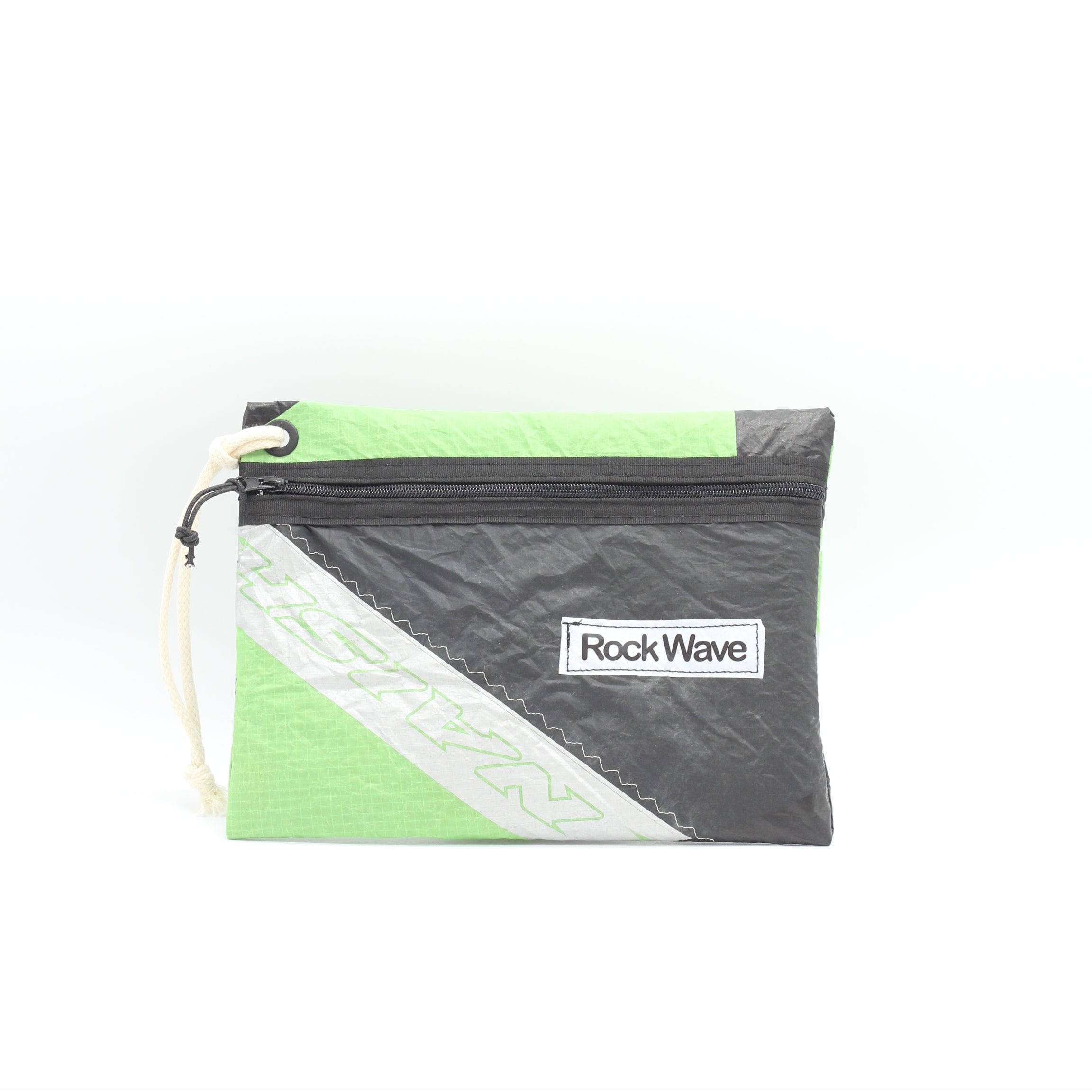 Clutch mit roten Ärmeln und Sternmotiv