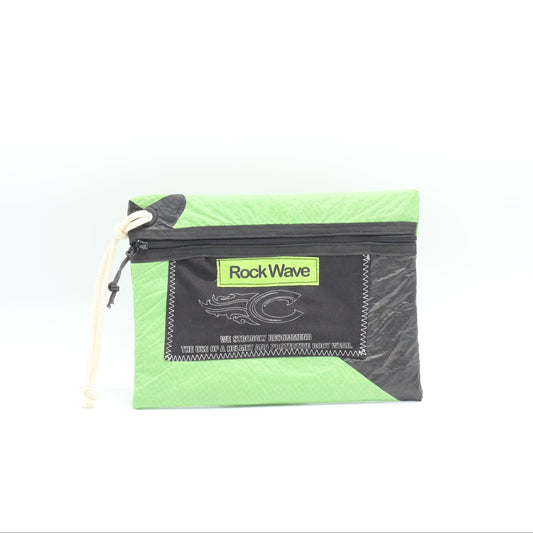 Clutch mit Georgette-Ärmeln