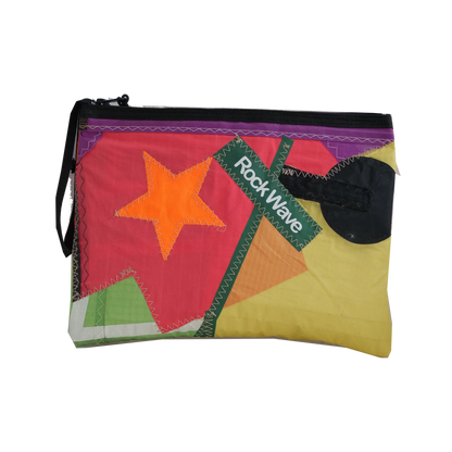 Niedliche Clutch mit Ärmeln