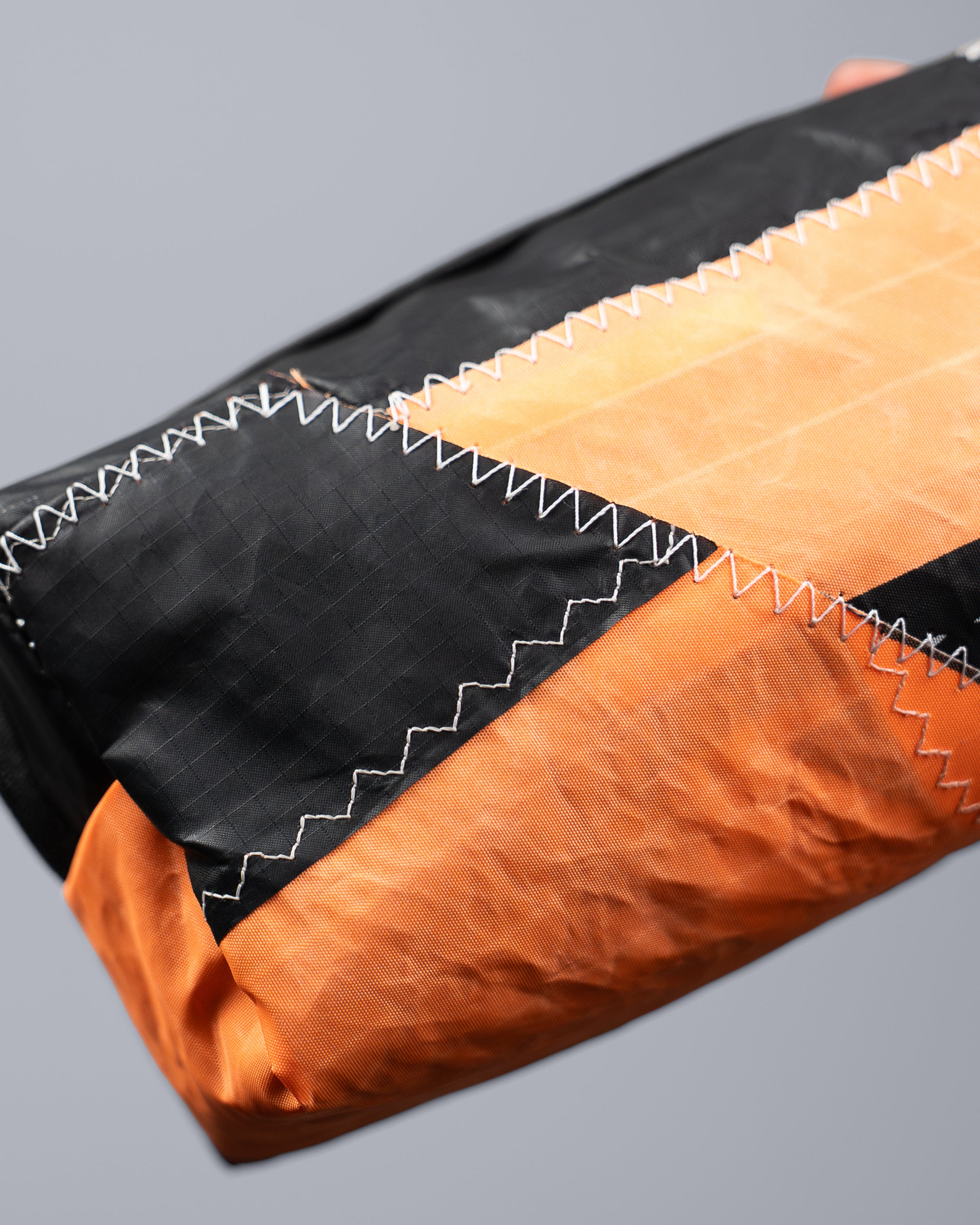 Pochette Tokyo Ala
