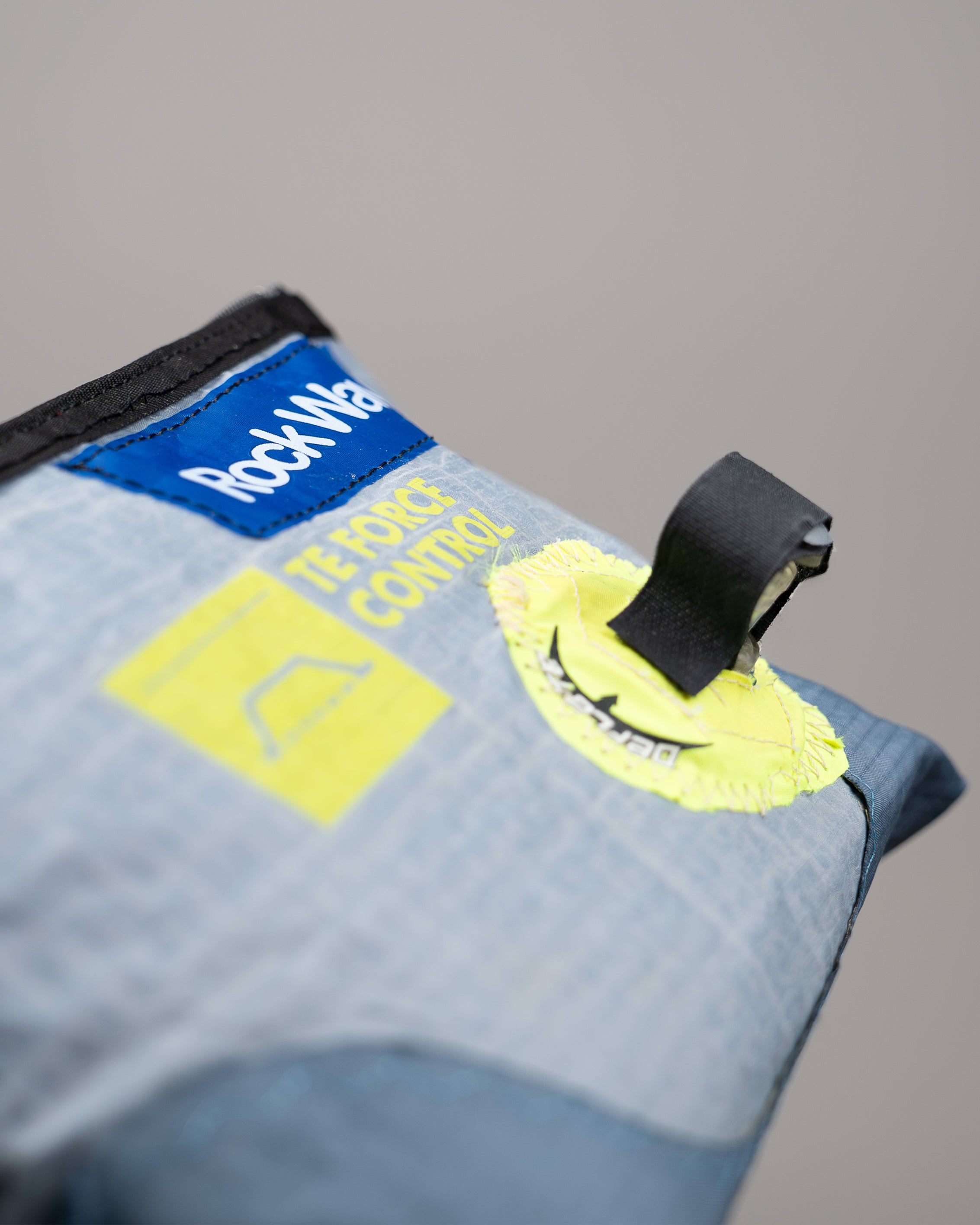 Pochette Maestrale Control